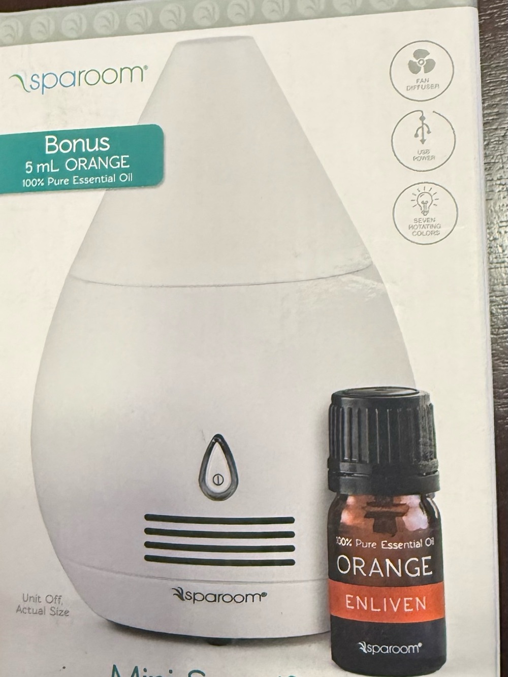 White Ultrasonic Aroma Diffuser with Orange Essential Oil
